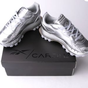 NIB Reebok x Cardi B Classic Leather Shoes